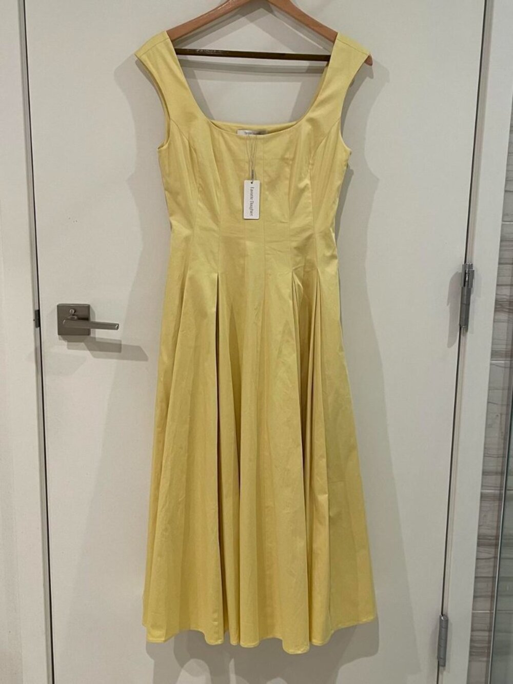 Favorite Daughter - The Muse Dress in butter yellow golden - Picture 2 of 3